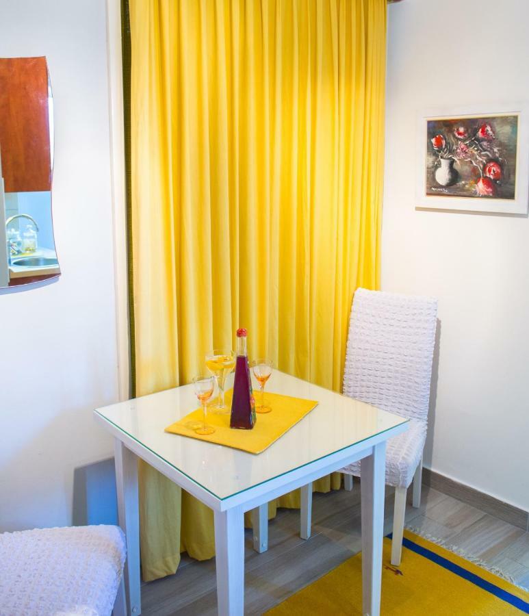 Yellow Lily Mostar Apartman Extérieur photo