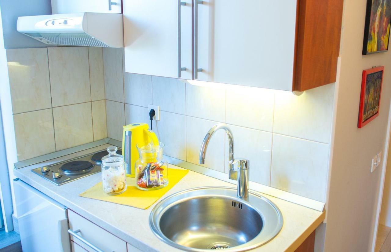 Yellow Lily Mostar Apartman Extérieur photo