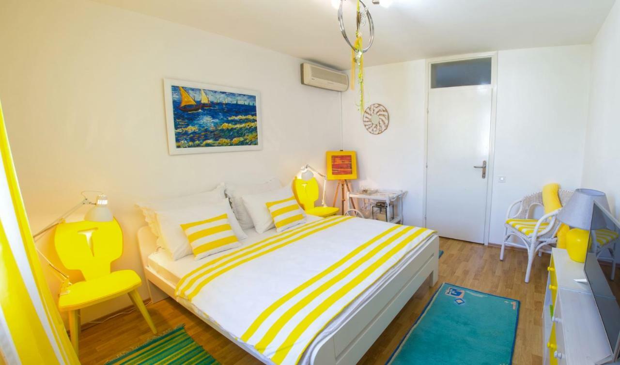 Yellow Lily Mostar Apartman Extérieur photo